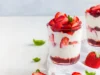 FRESAS CON CREMA