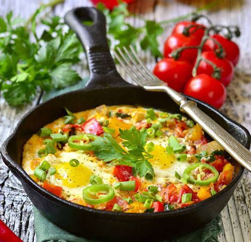 HUEVOS CON VEGETALES