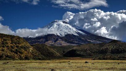 Ecuador: Un País de Maravillas Naturales y Culturales