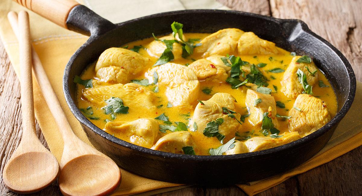 Pollo al Curry con Leche de Coco