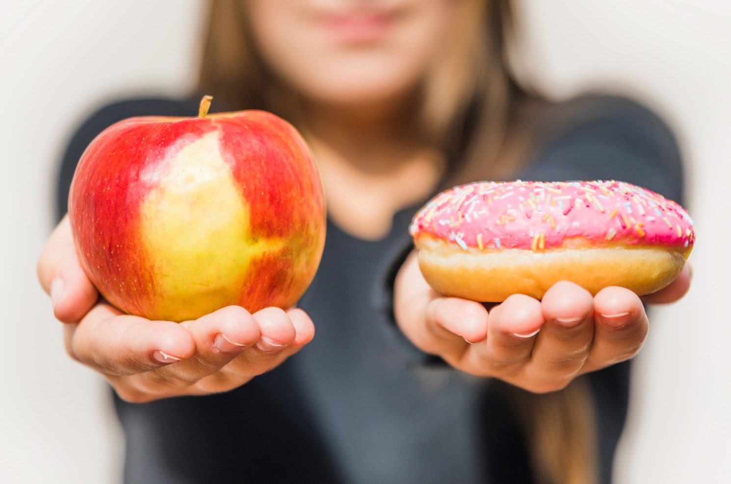 Cómo los Hábitos Alimenticios Afectan el Estado de Ánimo