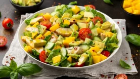 Ensalada de Pollo y Mango