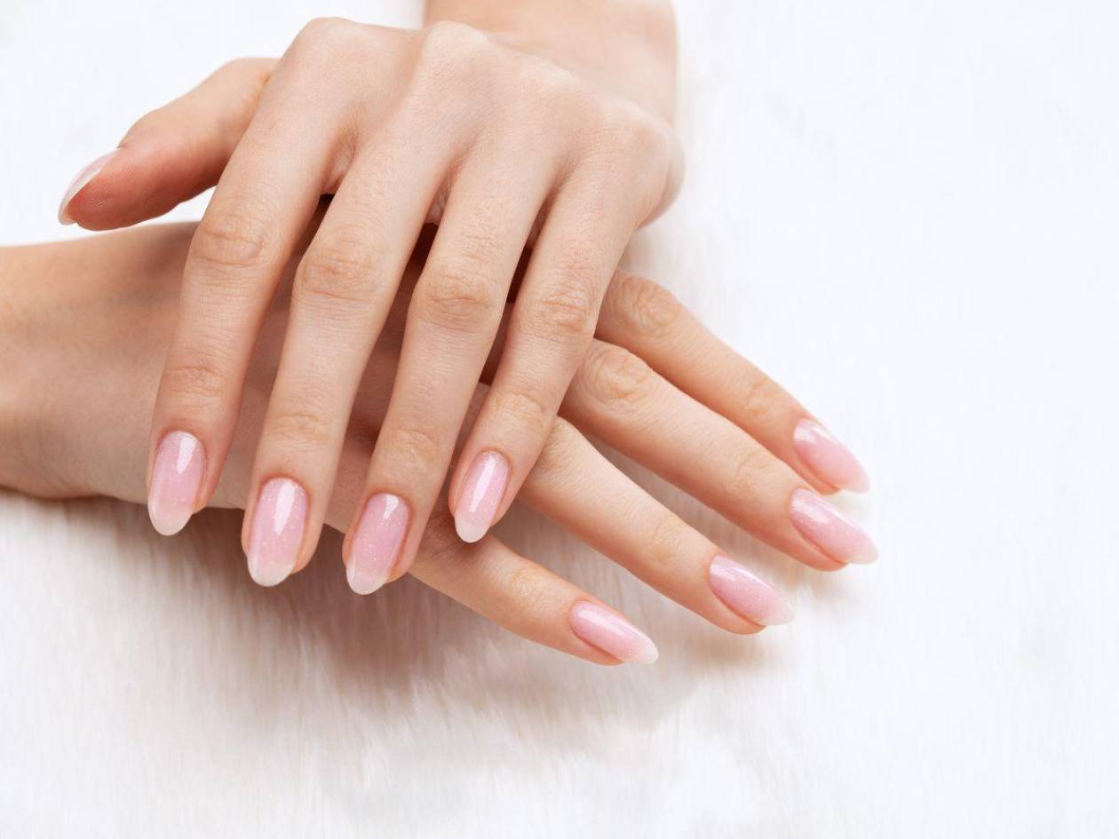 Uñas Fuertes y Cuidadas