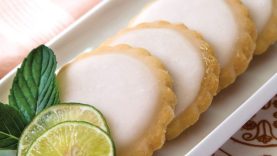 Cookies de limón glaseadas y frescas